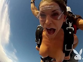 [1280x720] 會員 獨家 跳傘 運動 BADASS Członkowie Elite Skydiving Txxx.com