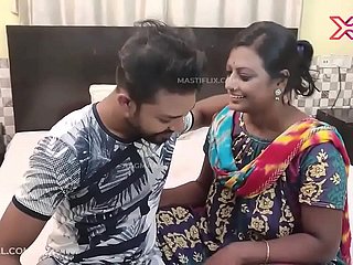 Geile junge Junge verführt ein unbefriedigtes MILF-Maid für Hardcore Fick Indian Web Series Volles Video