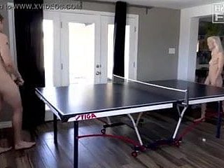 टेबल टेनिस