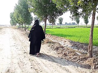 Pakistaanse voormalige geneukt hard poesje en anale desi dorpsmeisje