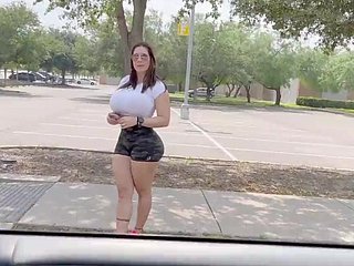 Streetwalker here chubby botheration sucks stranger's dick and fucks at one's fingertips a catch backseat