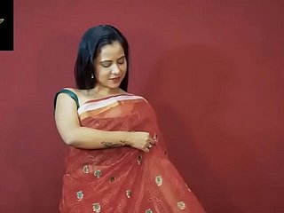 Indian Hot Tolerant op Sharee toont naakt