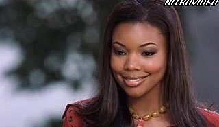 Smoking Hot Pitch-black Tot Gabrielle Union Shows Her Hot Cleavage
