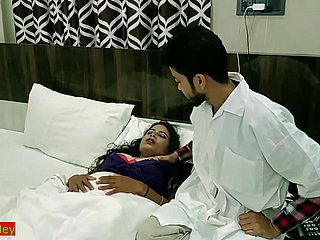 Mahasiswa kedokteran India panas xxx seks dengan pasien cantik! Seks cock up hindi