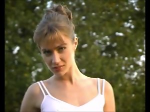 Yulia Tikhomirova - Come Back there USSR (scherzo)