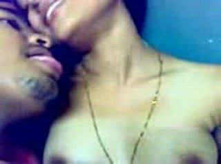 Cute Kerala aunty's Soul added to Pussy show captured wits their way BF